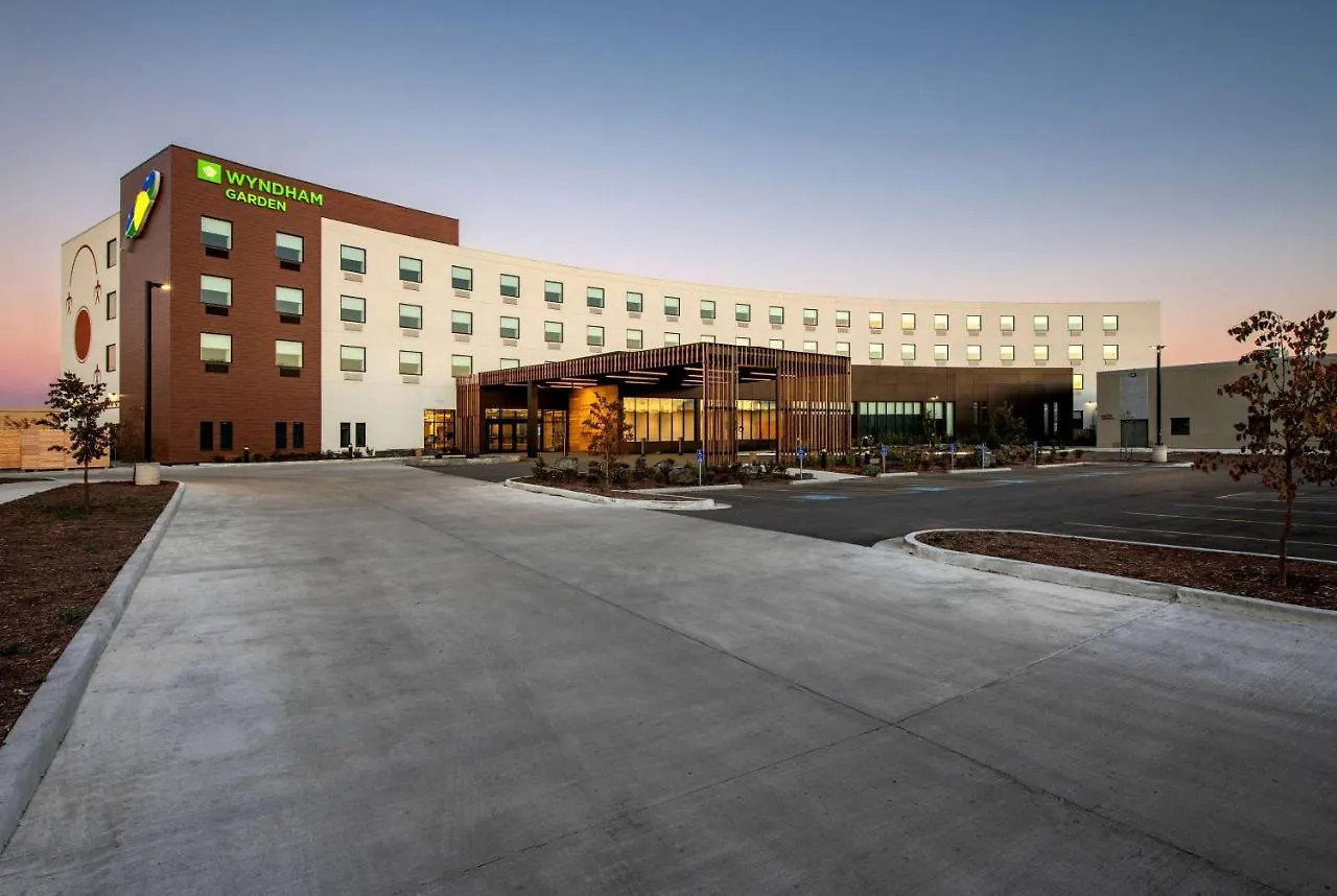Hotel Wyndham Garden Winnipeg Airport