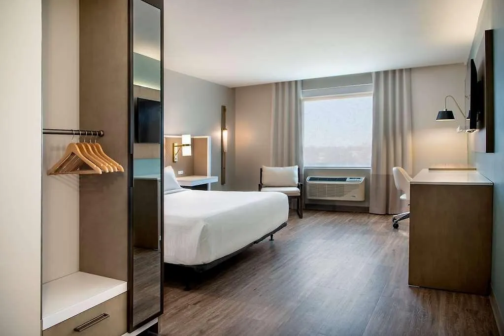 Wyndham Garden Winnipeg Airport 3*,  Canada